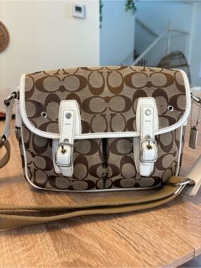 Vintage COACH Signature Field Bag